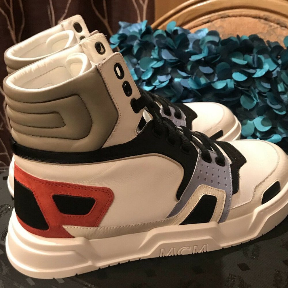 MEN MCM WHITE LOGO MCM HIGH TOP SNEAKERS US 9